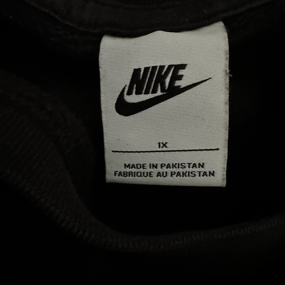 XL Black Nike Crewneck Sweatshirt - Picture 3 of 3